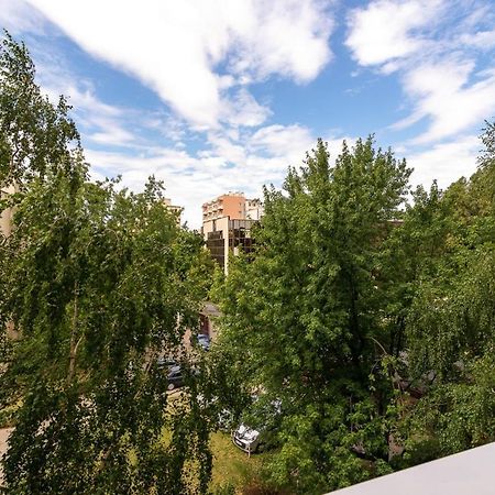 Al Niepodleglosci 75 Varşovia Exterior foto