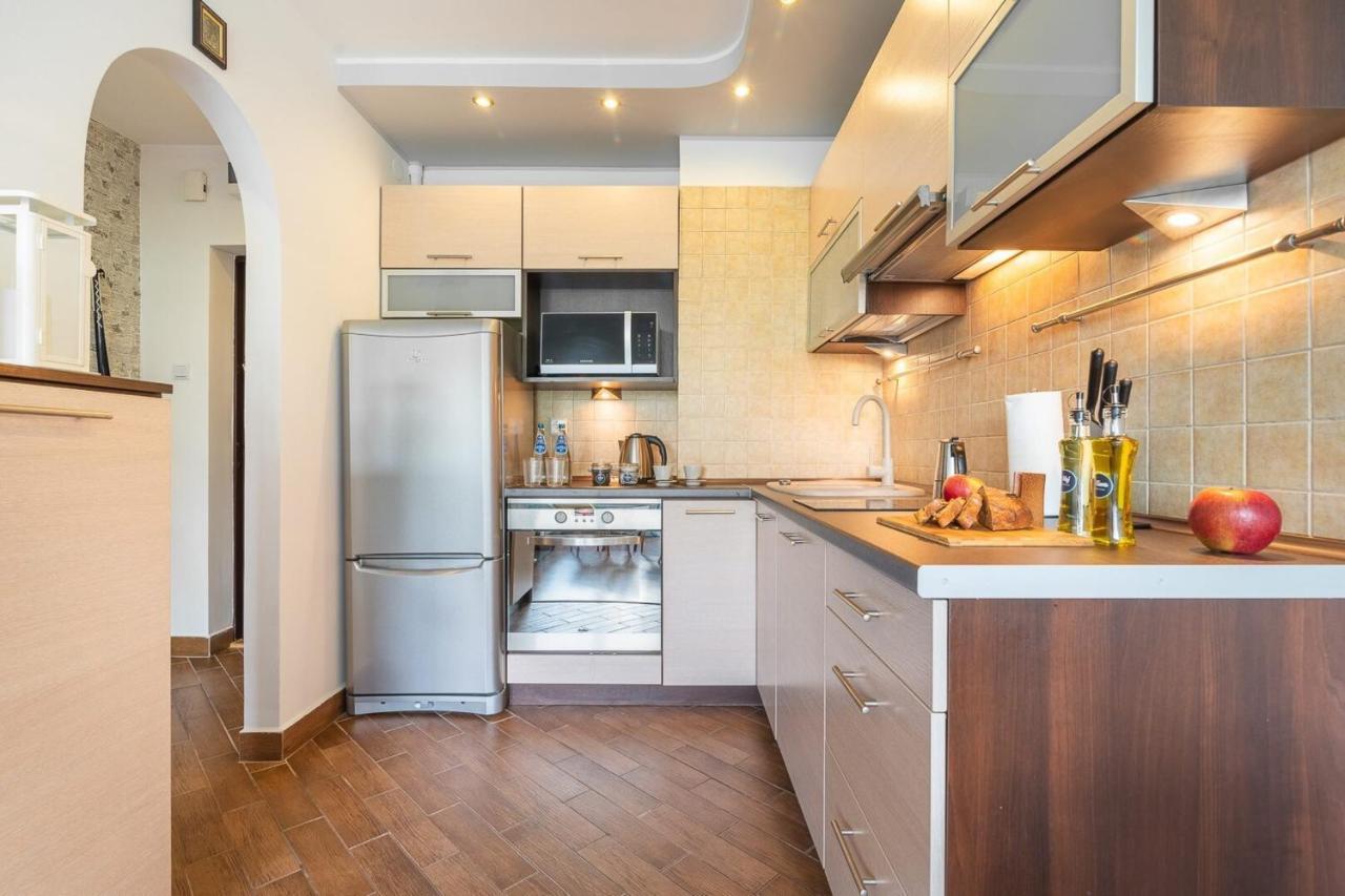 Al Niepodleglosci 75 Varşovia Exterior foto